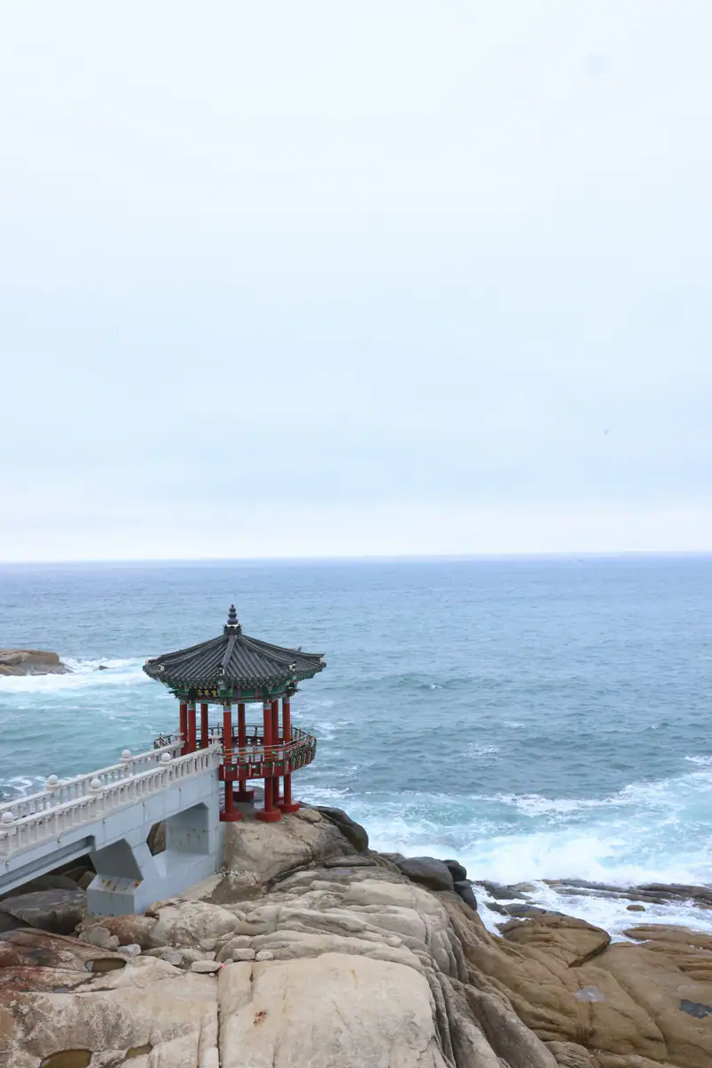 A white bridge over the blue sea — Sokcho